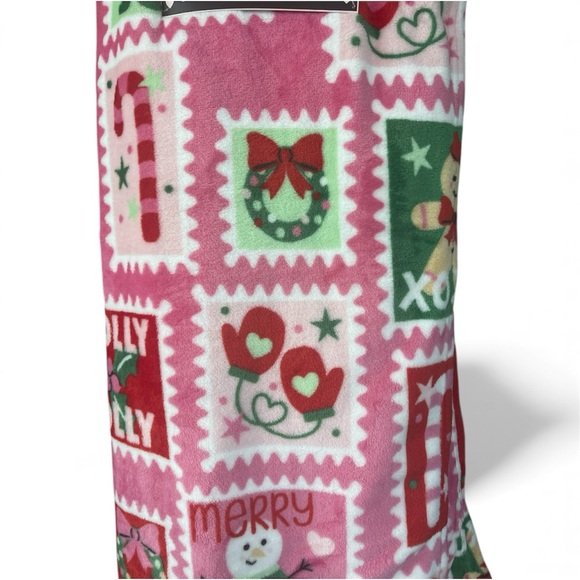 🔥🔥🆕💋BETSEY JOHNSON💋CHRISTMAS OVERSIZED ULTRA SOFT THROW /BLANKET - Picture 4 of 8